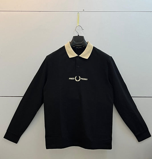"Fred Perry long sleeve T-shirt with embroidered logo and casual style" 
